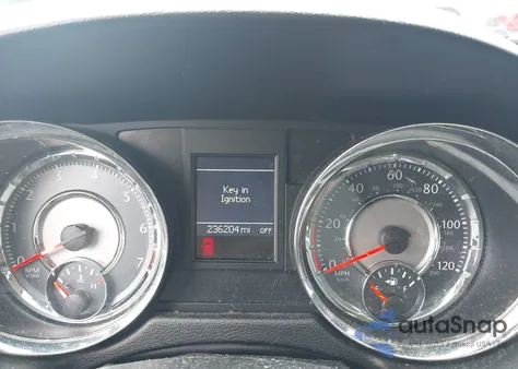 2013 Chrysler Town & Country Touring from USA, damaged, VIN 2C4RC1BG2DR705425